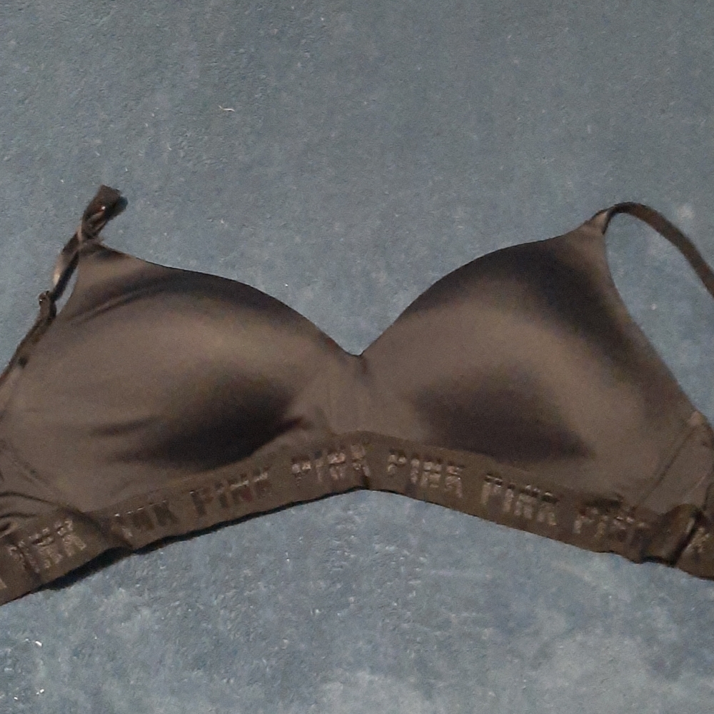 Wireless lightly lined vs PINK bra